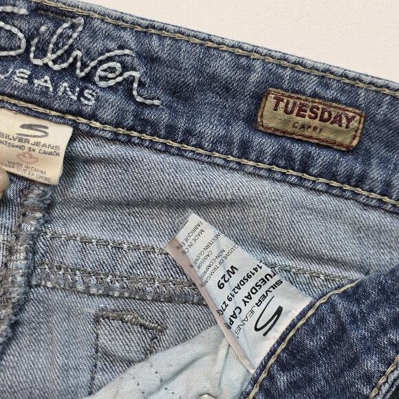 Silver Jeans Womens 29 Tuesday Capri Distressed Medium Wash Blue Denim - Picture 7 of 12